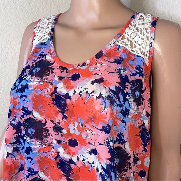 💋Bundle 4 items for $20. Add items💋 to a bundle - Picture 8 of 9